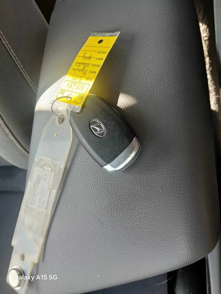Used 2023 Hyundai Elantra SEL FWD image 14