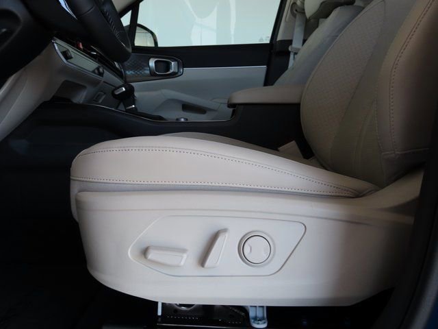 New 2025 Kia Sorento S w/ Panoramic Sunroof Package AWD/4WD image 9