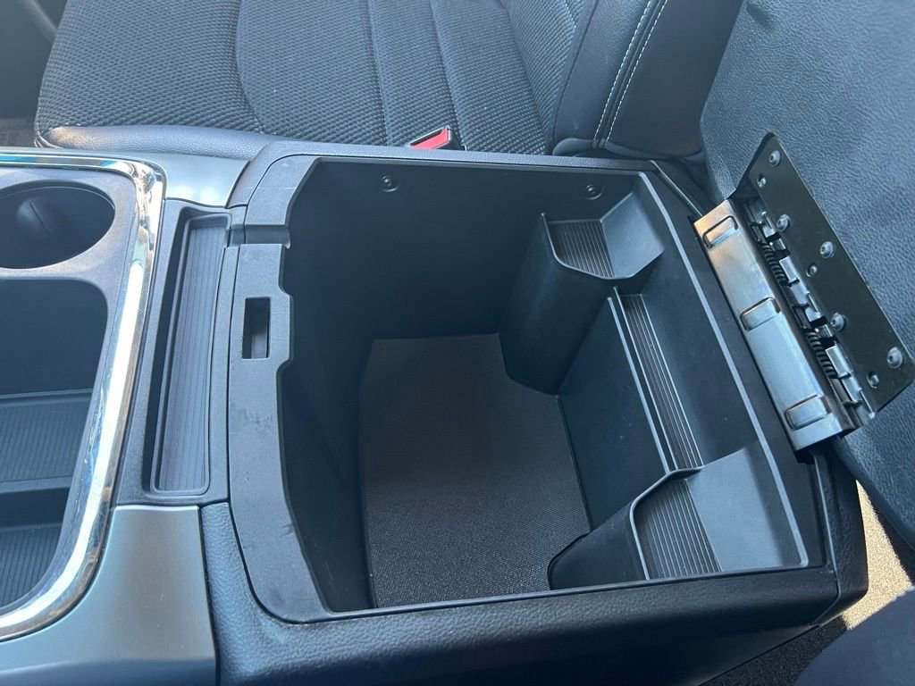 Used 2015 RAM 1500 Sport image 31