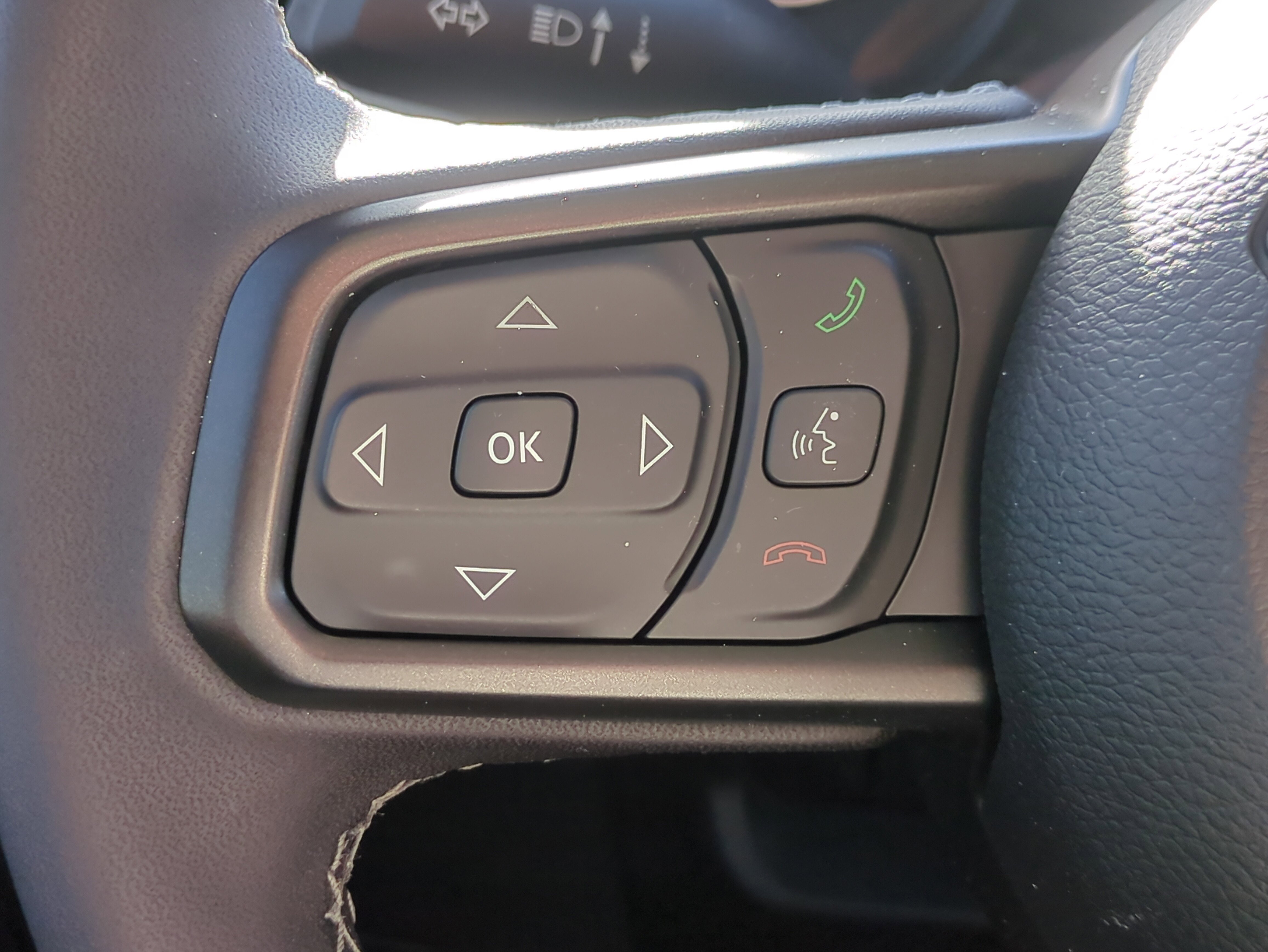 Certified 2025 Jeep Wrangler Willys image 26