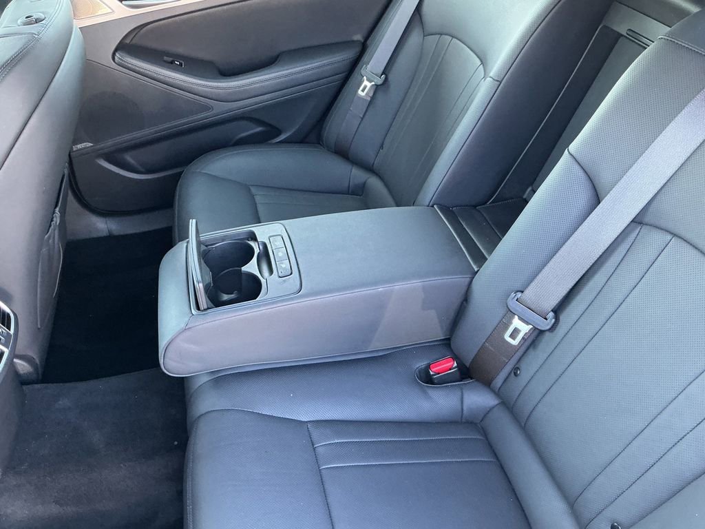 Used 2018 Genesis G80 3.8 w/ Option Group 02 RWD image 20