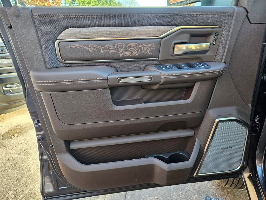 New 2026 RAM 3500 Limited image 11