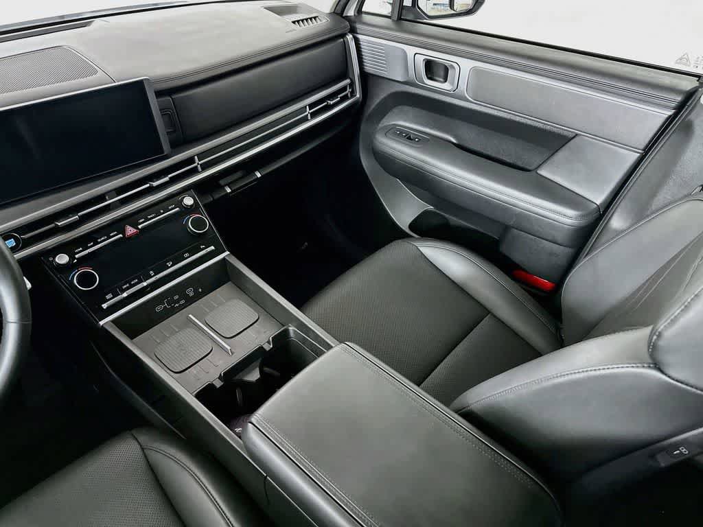 Used 2024 Hyundai Santa Fe SEL FWD image 11
