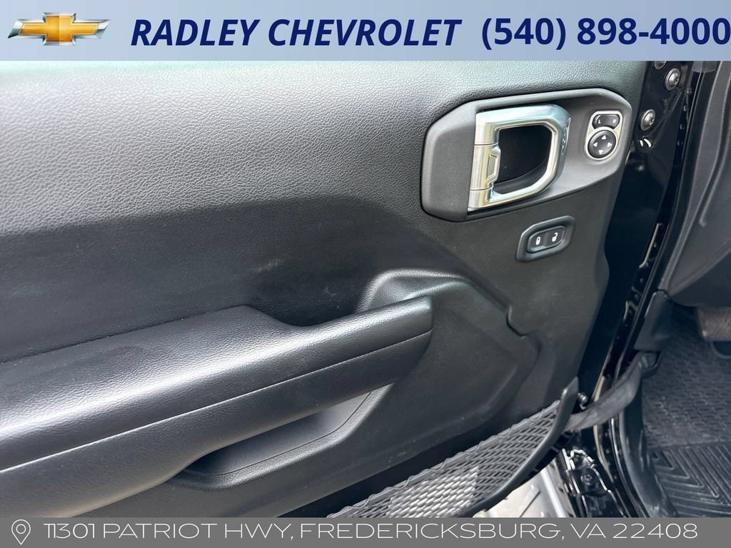 Used 2021 Jeep Gladiator Sport AWD/4WD image 5