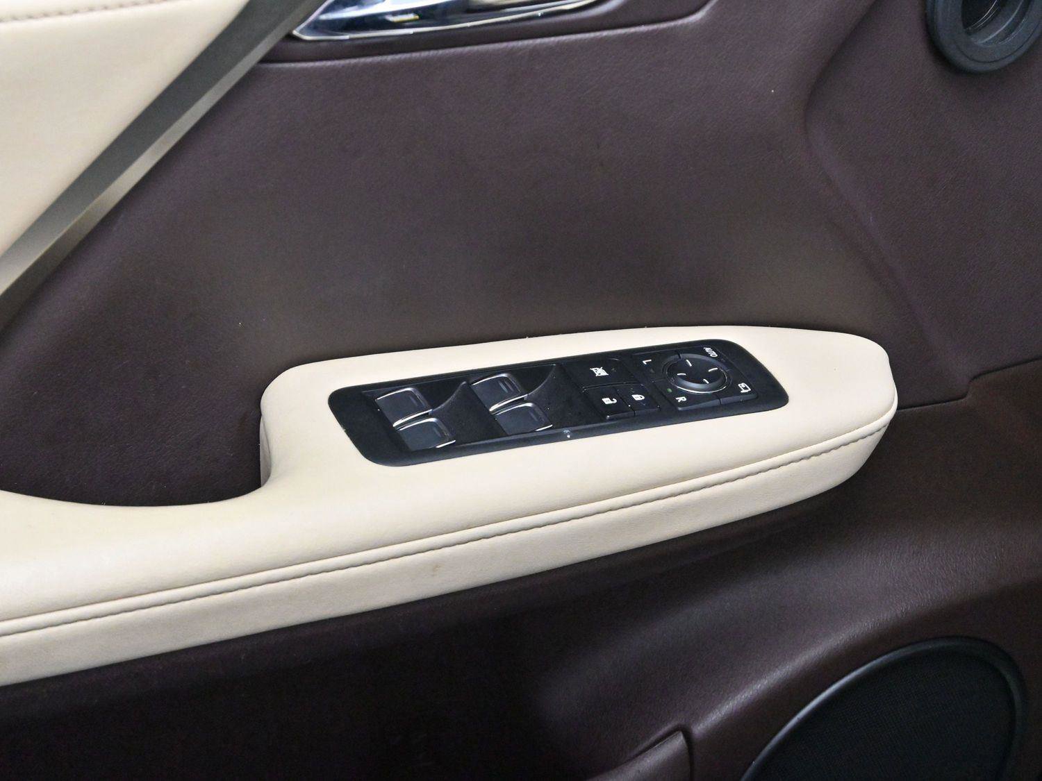 Used 2020 Lexus RX 350 FWD w/ Accessory Package image 12