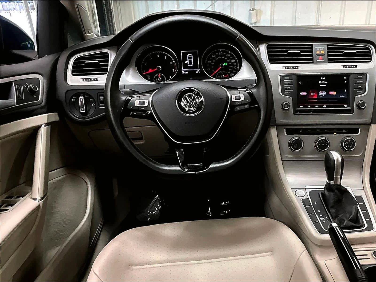 Used 2016 Volkswagen Golf SE FWD image 7