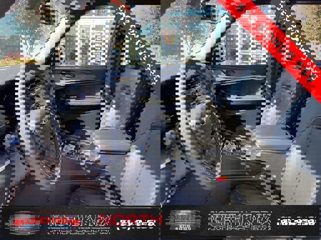 New 2025 Jeep Grand Cherokee L Limited image 3