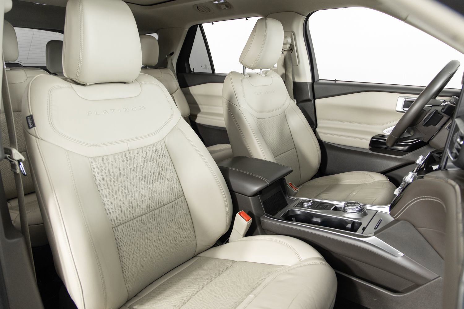 Used 2021 Ford Explorer Platinum w/ Equipment Group 601A image 29