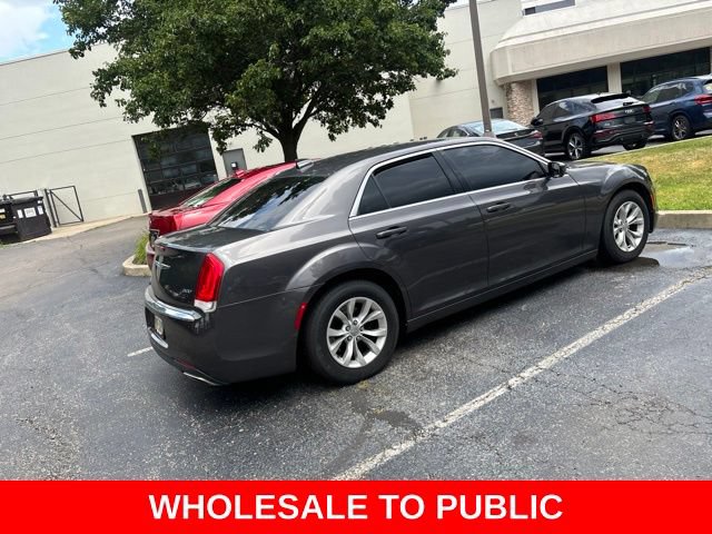 Used 2015 Chrysler 300 Limited RWD image 13