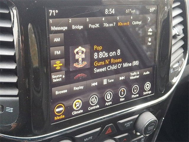 Used 2021 Jeep Grand Cherokee Laredo X image 17