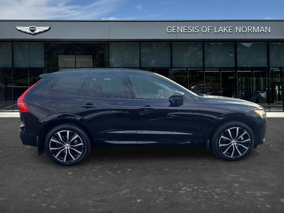 Used 2024 Volvo XC60 B5 Plus w/ Protection Package Premier image 4