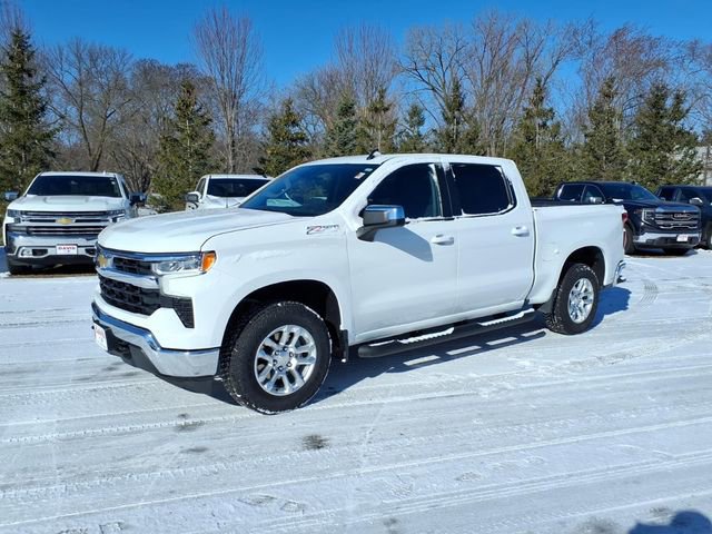 Used 2024 Chevrolet Silverado 1500 LT image 8