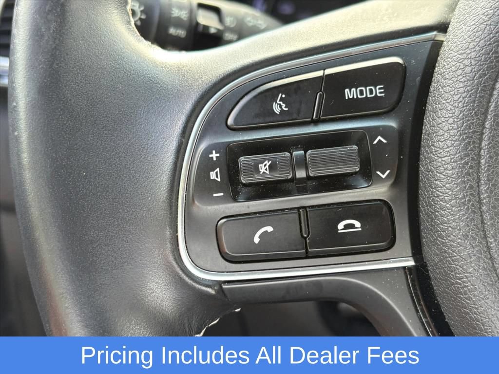 Used 2019 Kia Niro EX FWD image 10