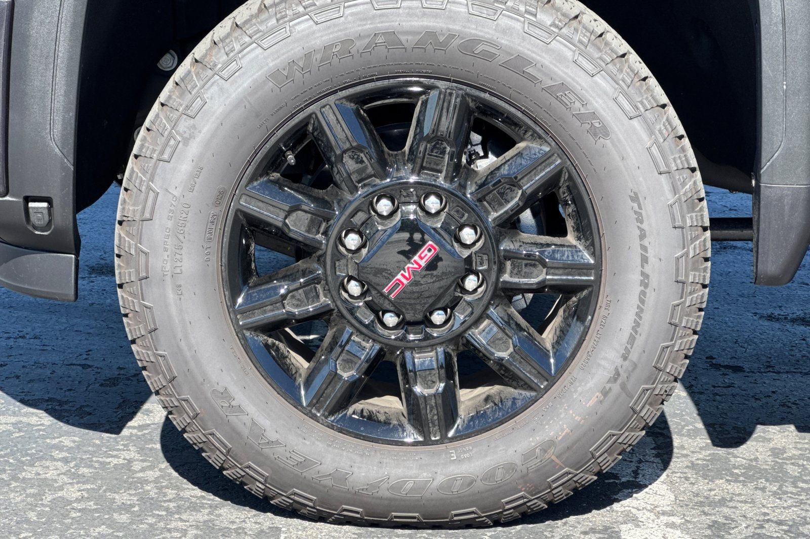 Used 2026 GMC Sierra 2500 AT4 w/ AT4 Premium Plus Package AWD/4WD image 47
