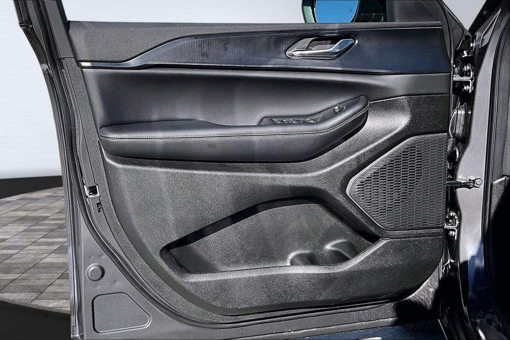 New 2026 Jeep Grand Cherokee Laredo X AWD/4WD image 12