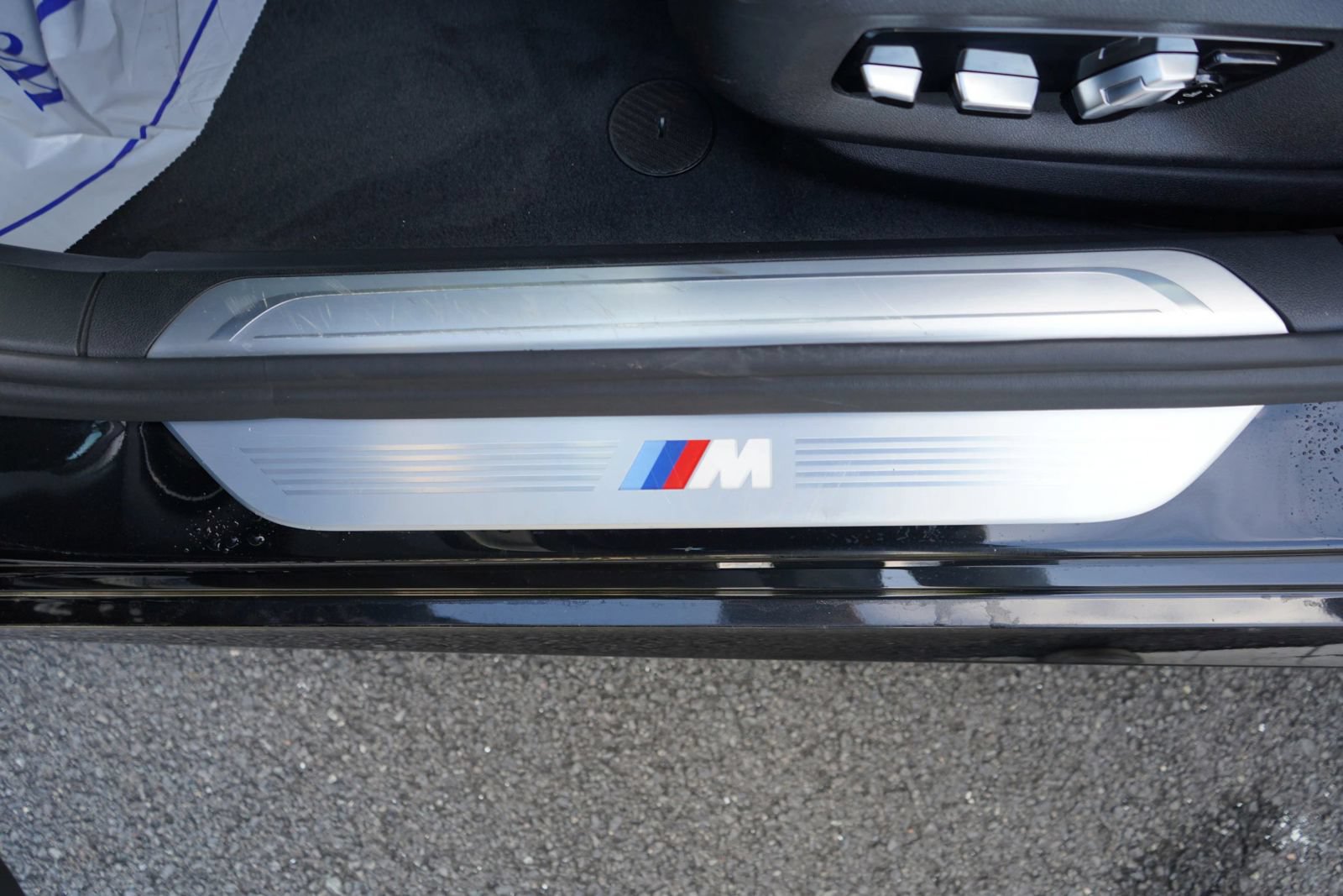 Used 2018 BMW 750i RWD image 18
