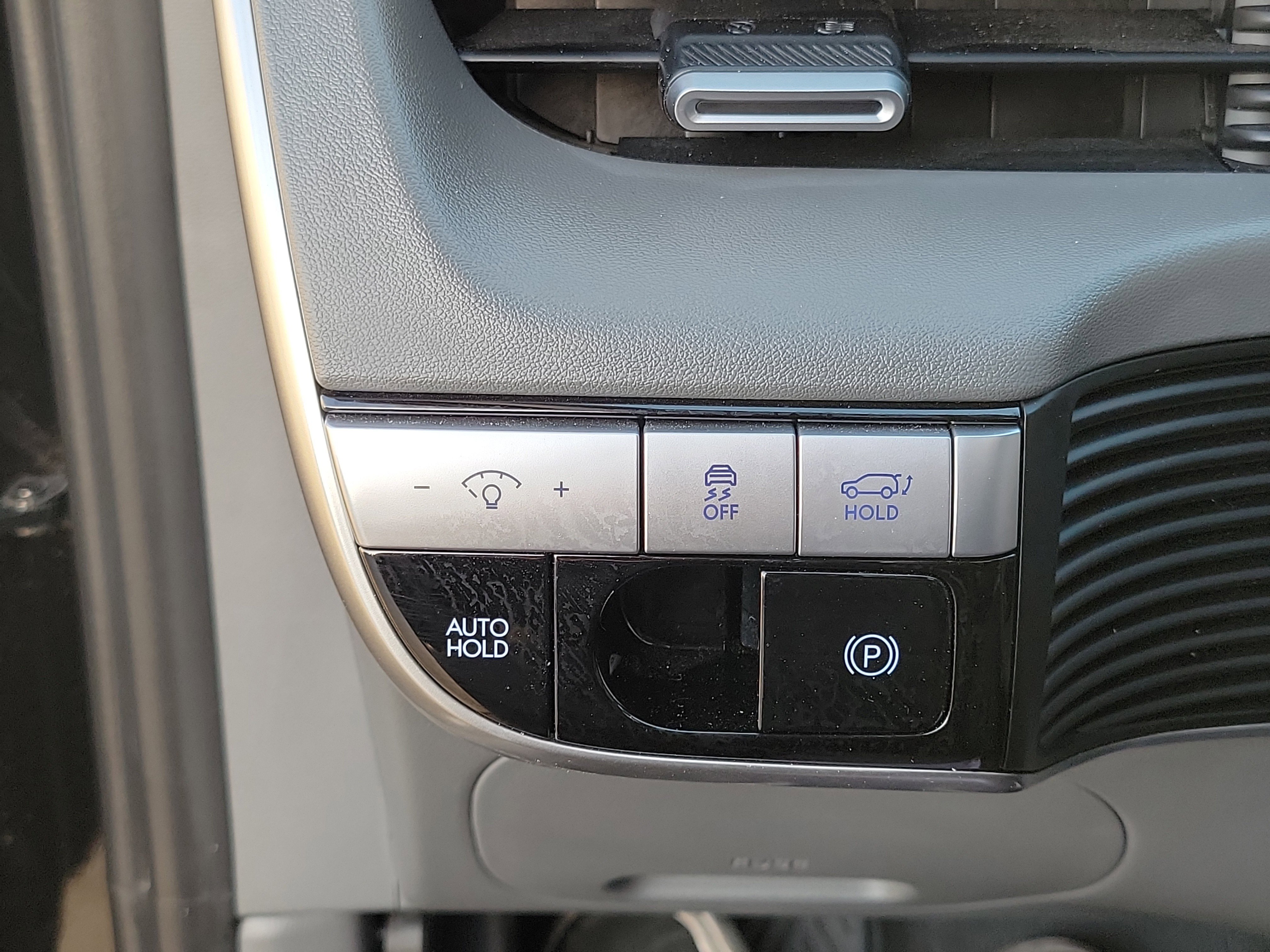 Certified 2024 Hyundai Ioniq 5 SEL RWD image 16