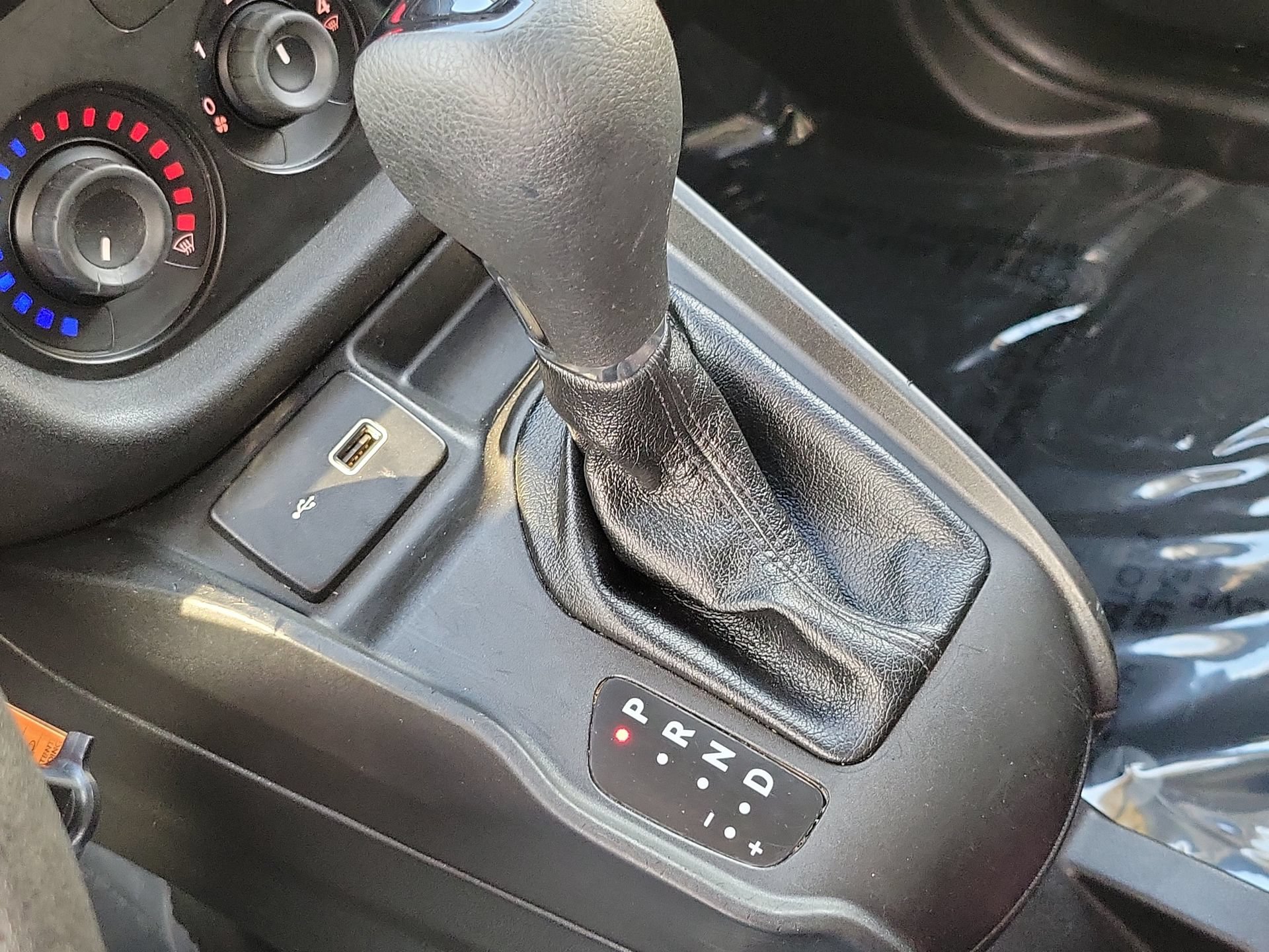 Used 2022 RAM ProMaster City Tradesman FWD image 15