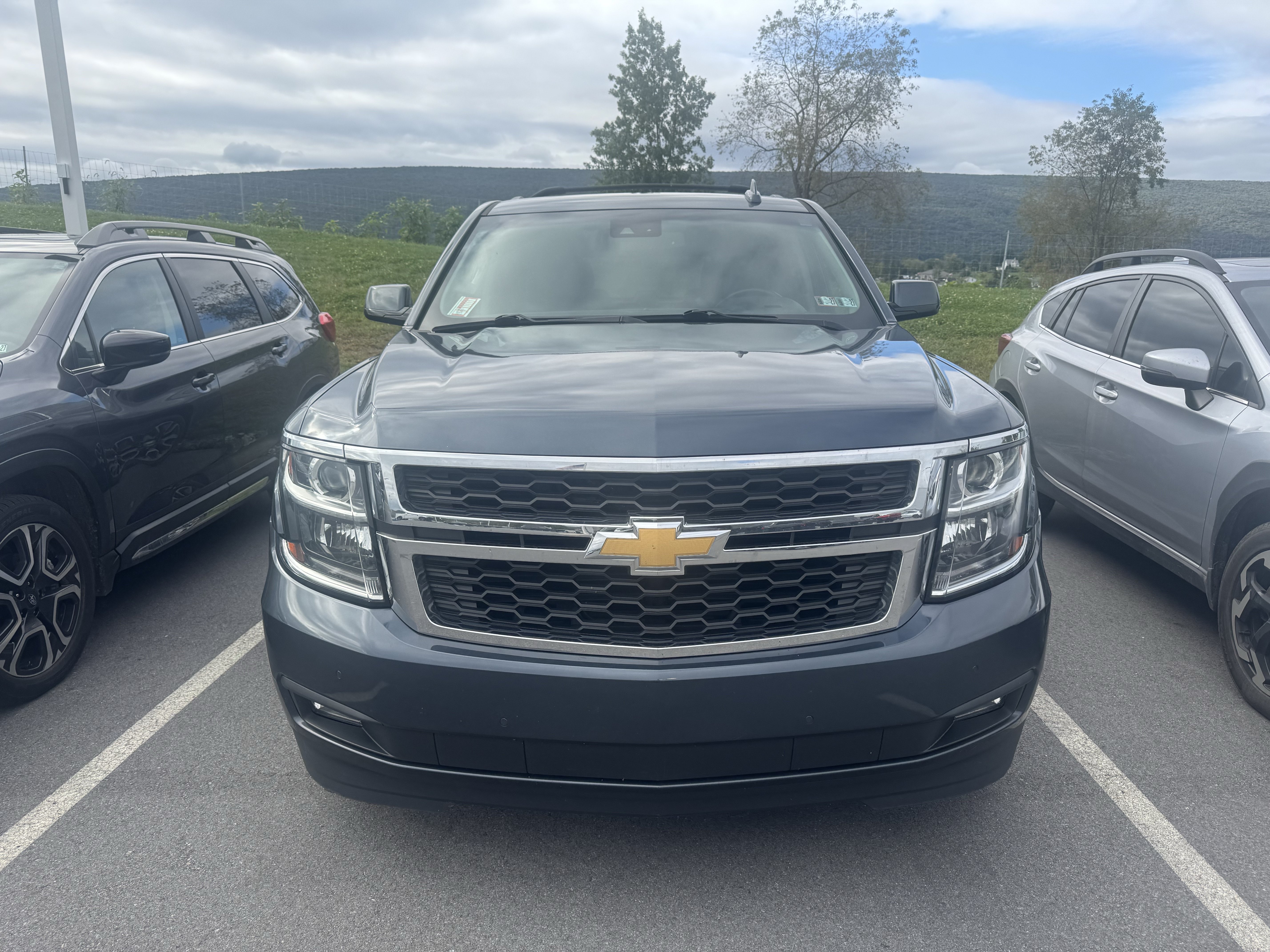 Used 2020 Chevrolet Suburban LT AWD/4WD image 2