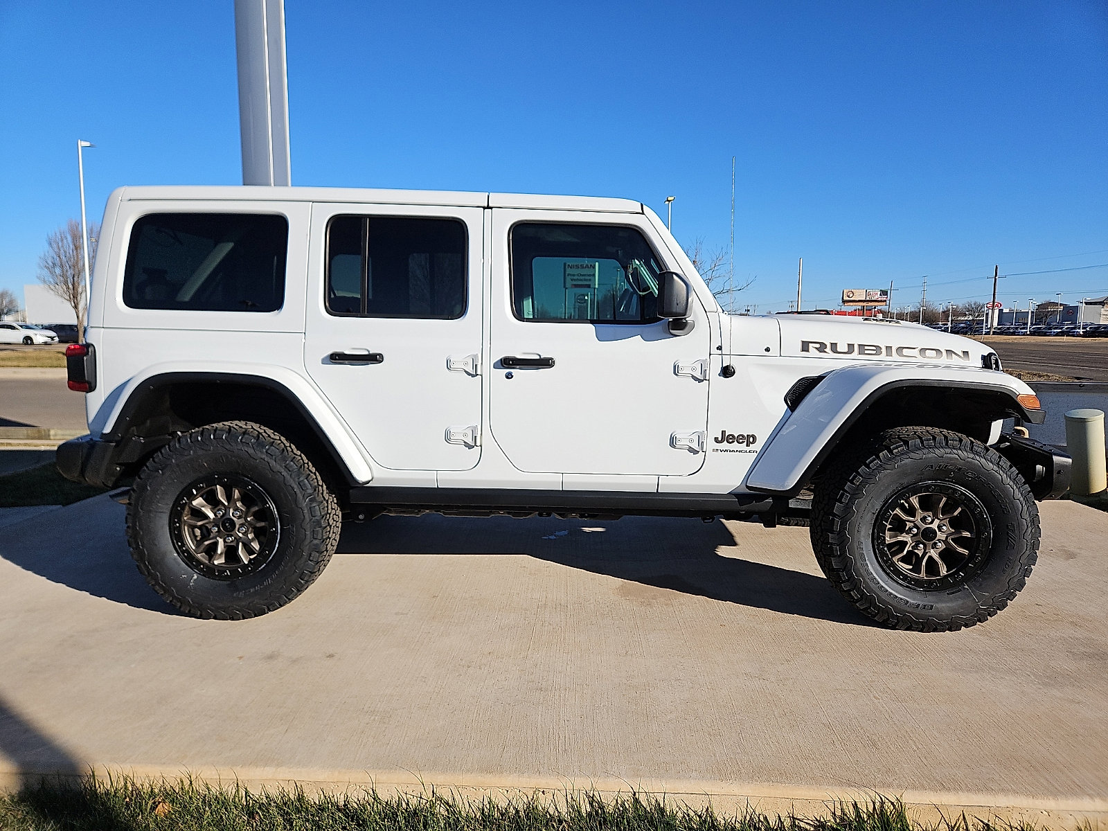 Used 2023 Jeep Wrangler Unlimited Rubicon 392 w/ Trailer Tow Package image 4