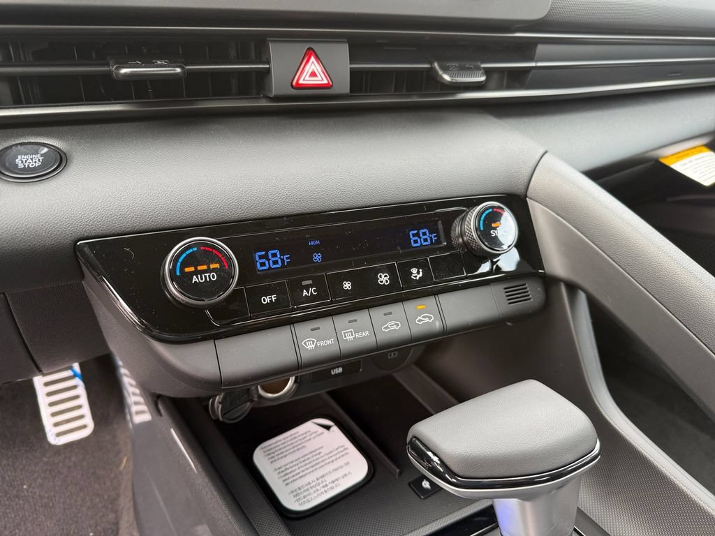 New 2026 Hyundai Elantra Sport FWD image 18