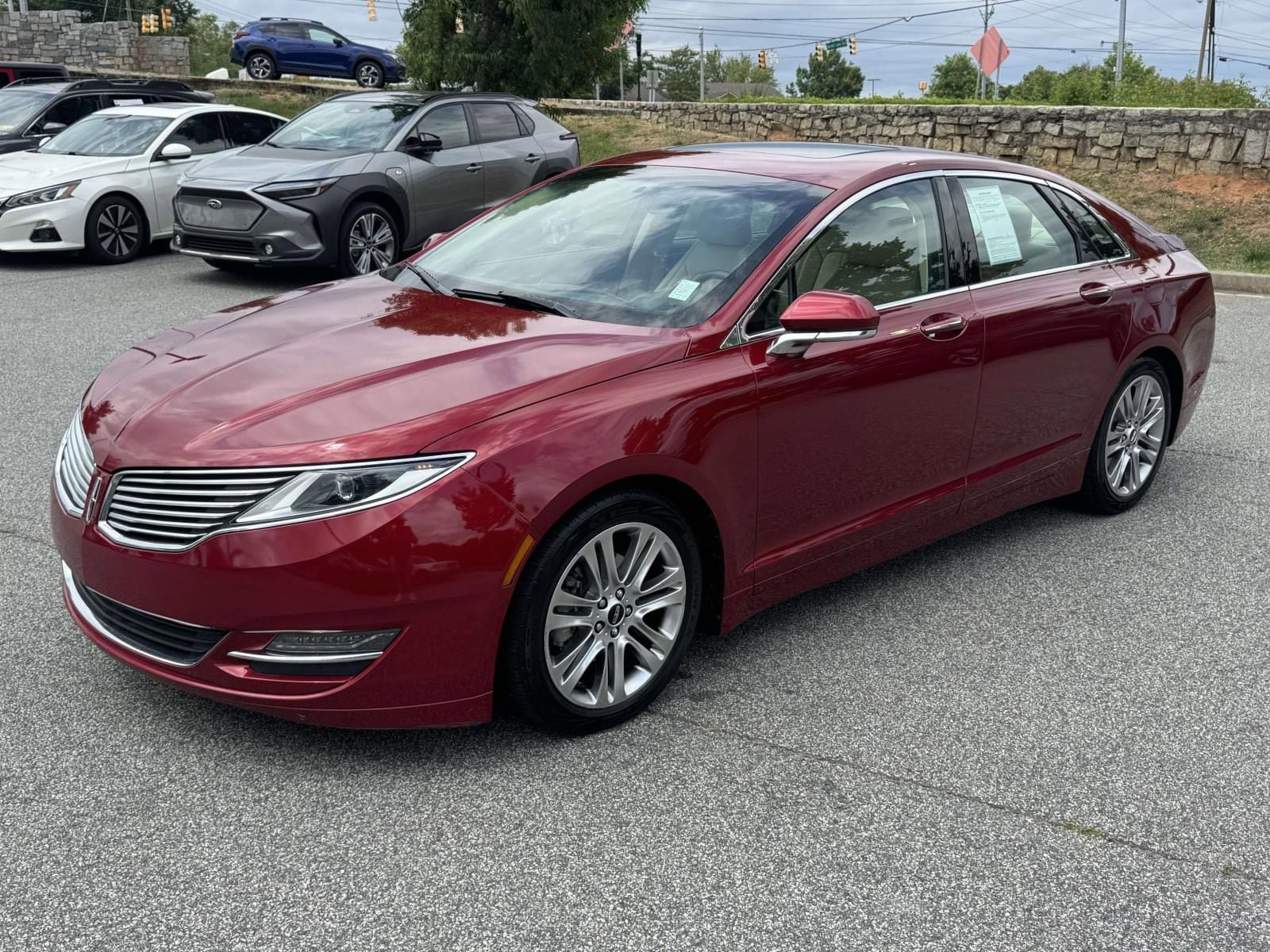 Used 2013 Lincoln MKZ Hybrid FWD image 3