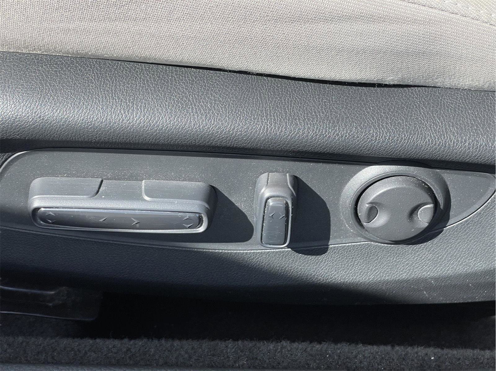 Used 2023 Honda Accord EX image 22