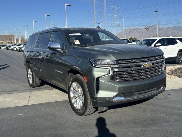 Used 2023 Chevrolet Suburban Premier image 33