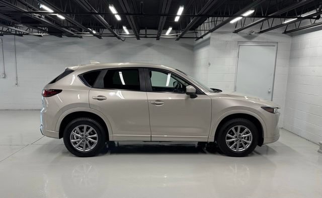 Used 2025 MAZDA CX-5 AWD 2.5 S w/ Preferred Package image 7