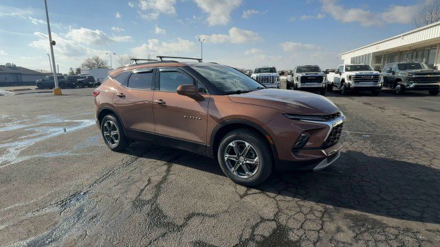 Certified 2023 Chevrolet Blazer LT w/ Convenience Package image 2