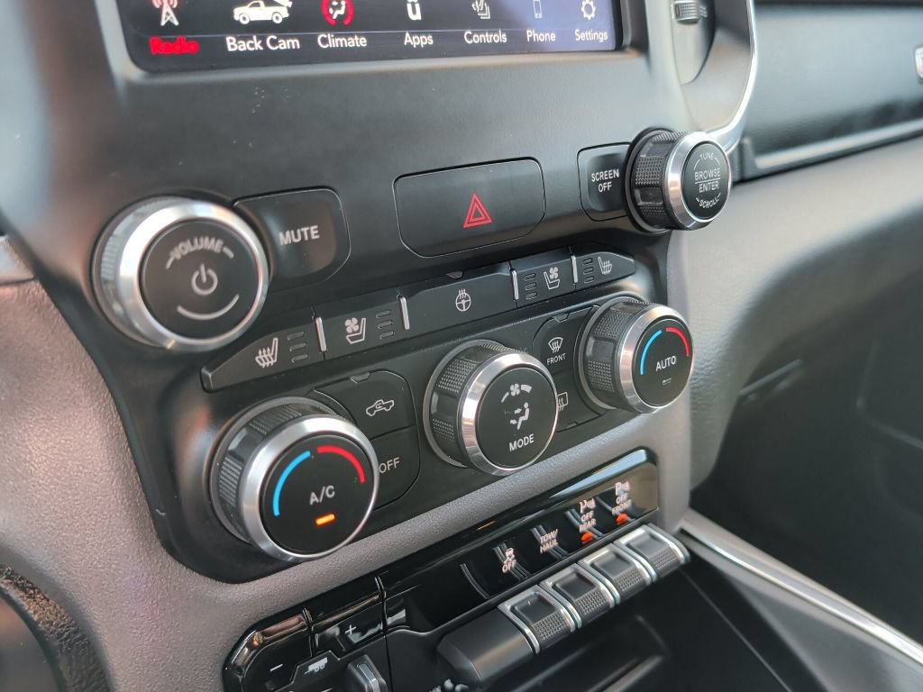 Used 2021 RAM 1500 Laramie w/ Sport Appearance Package AWD/4WD image 19