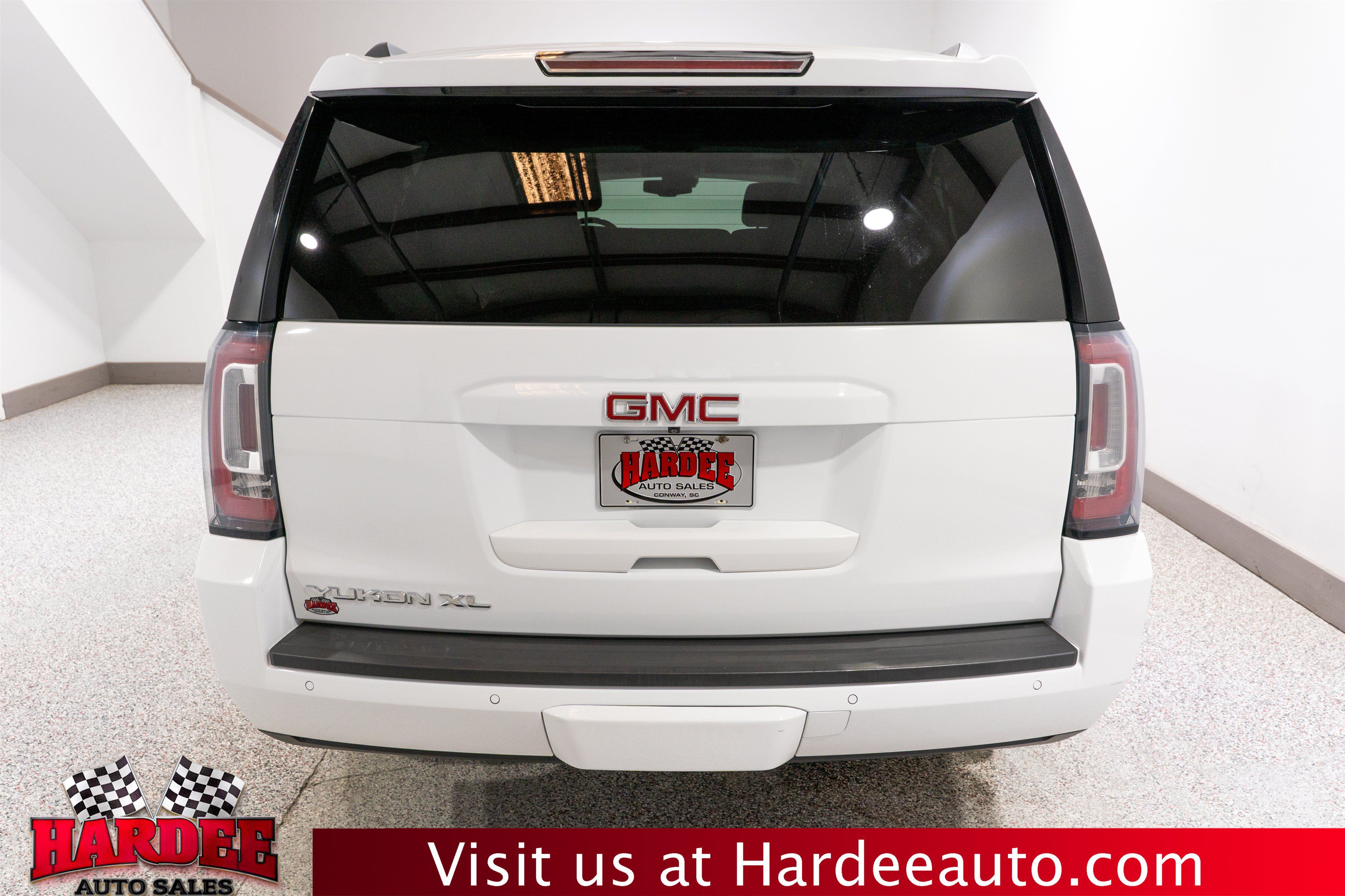 Used 2019 GMC Yukon XL SLT AWD/4WD image 4