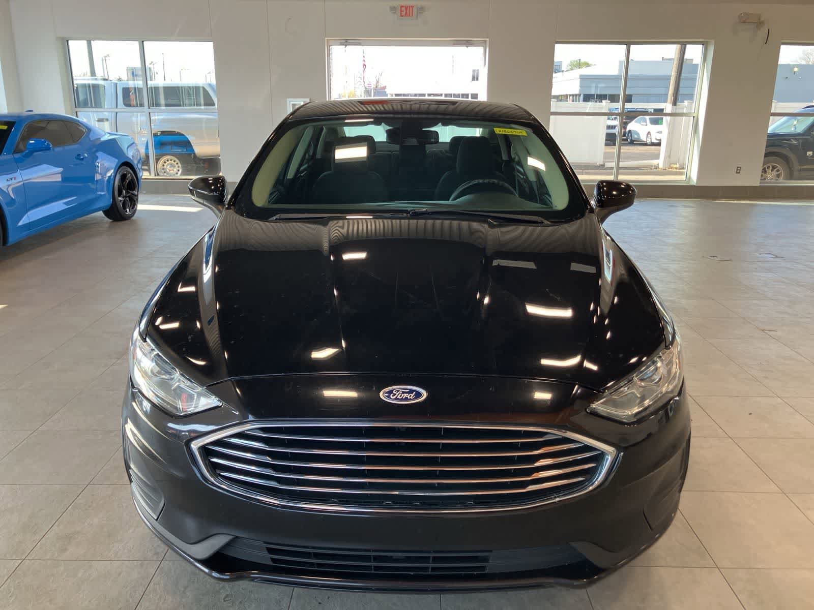 Used 2020 Ford Fusion SE AWD/4WD image 2