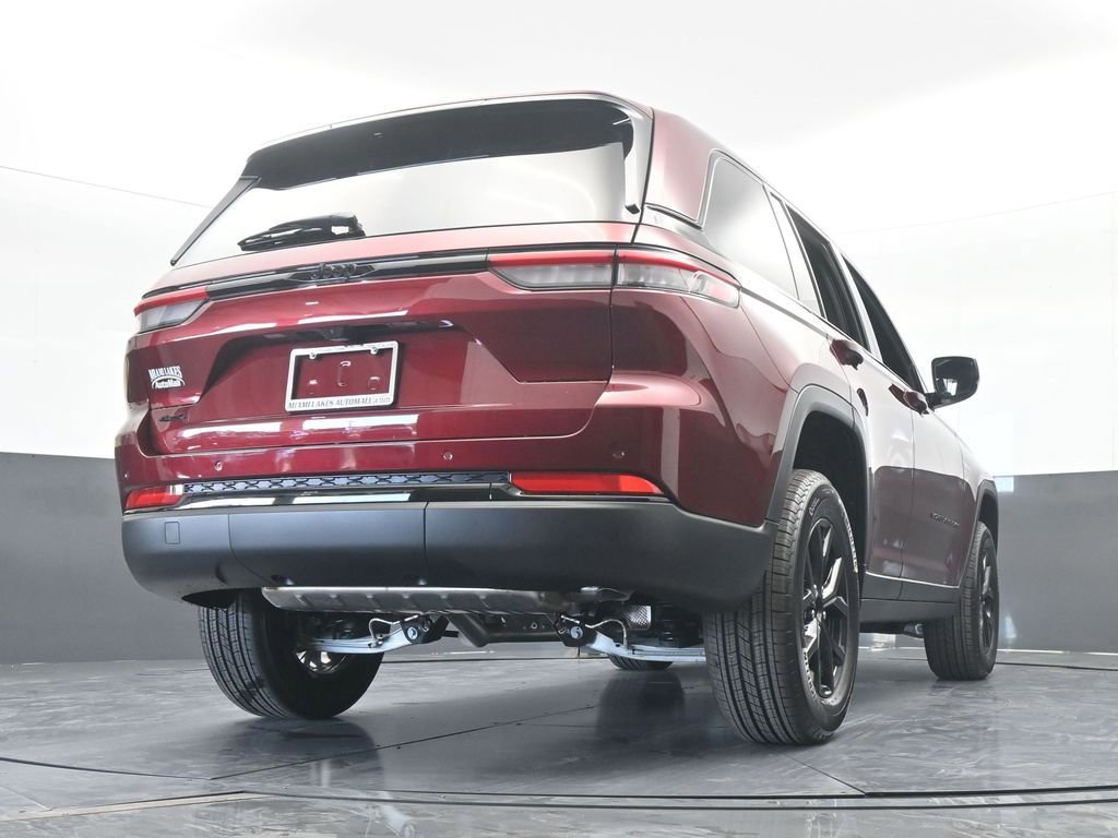 New 2025 Jeep Grand Cherokee Laredo image 54