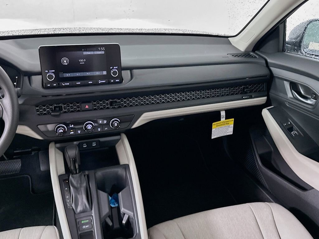 Certified 2025 Honda Accord LX image 20