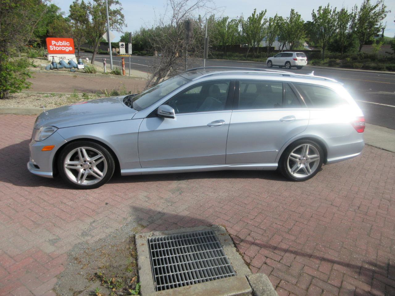 Used 2013 Mercedes-Benz E 350 4MATIC Wagon image 72