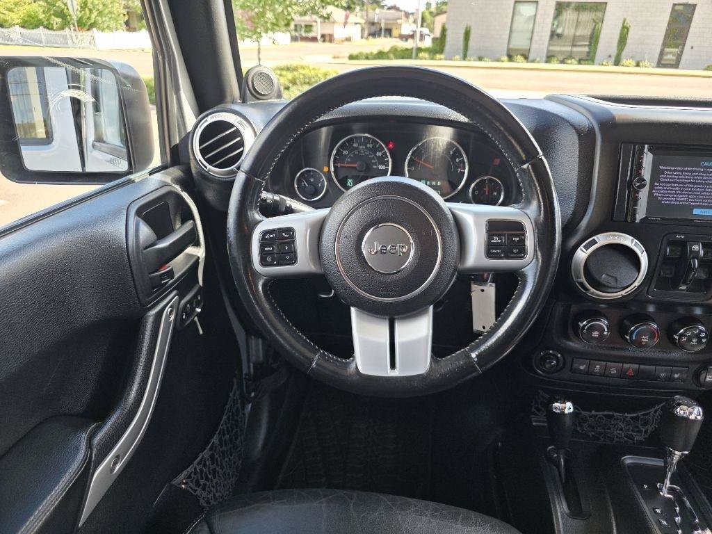Used 2013 Jeep Wrangler Unlimited Sport AWD/4WD image 12