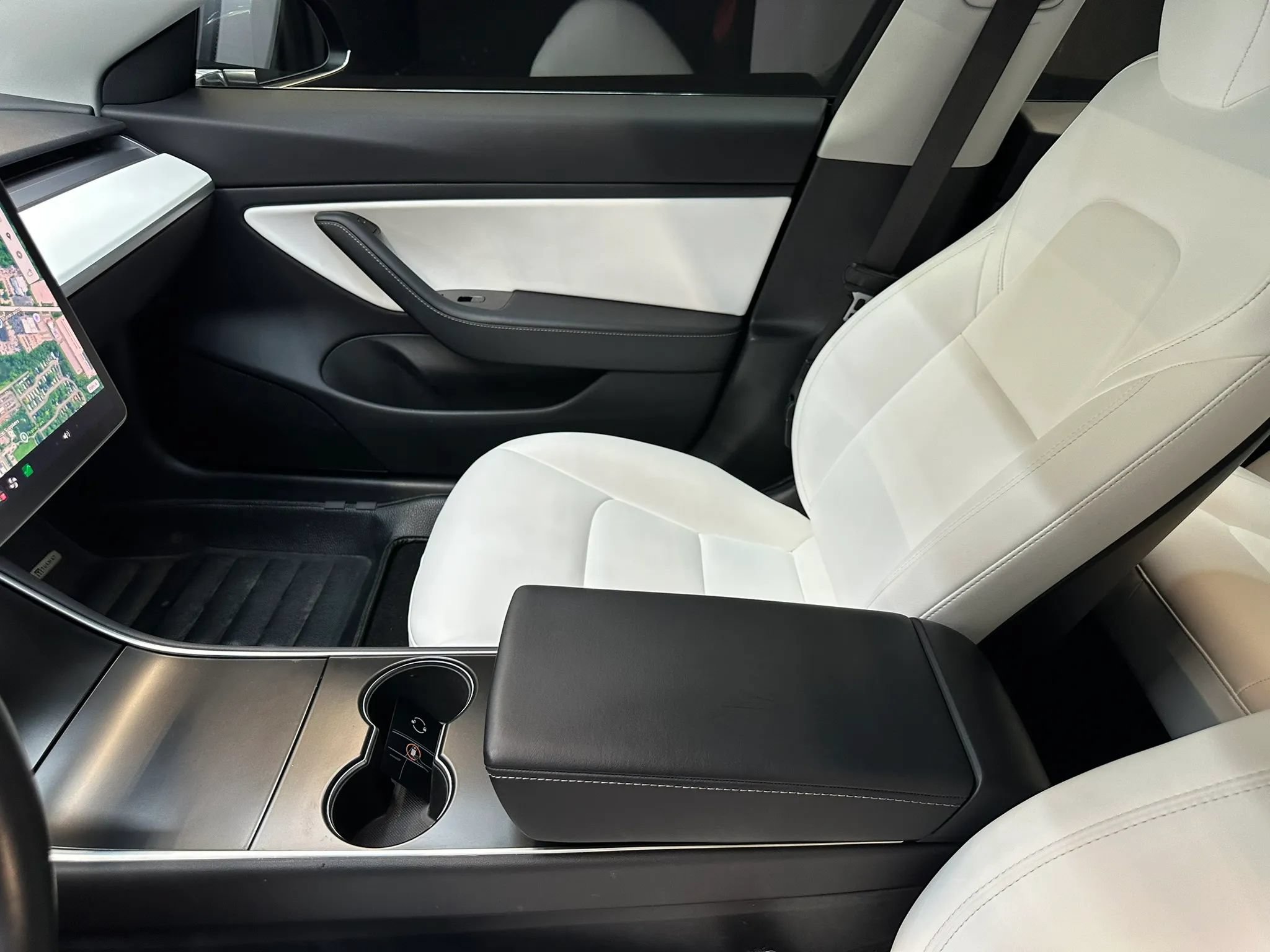 Used 2018 Tesla Model 3 Long Range AWD/4WD image 15