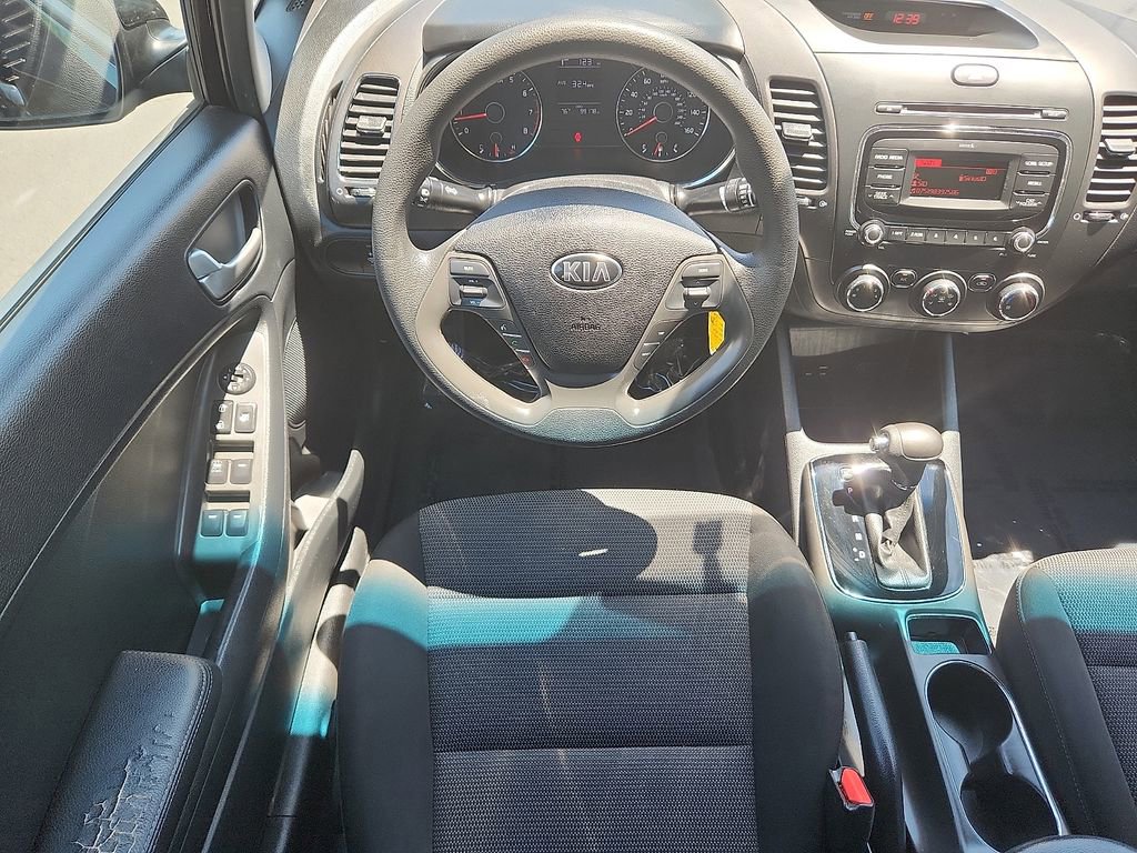 Used 2017 Kia Forte LX FWD image 11
