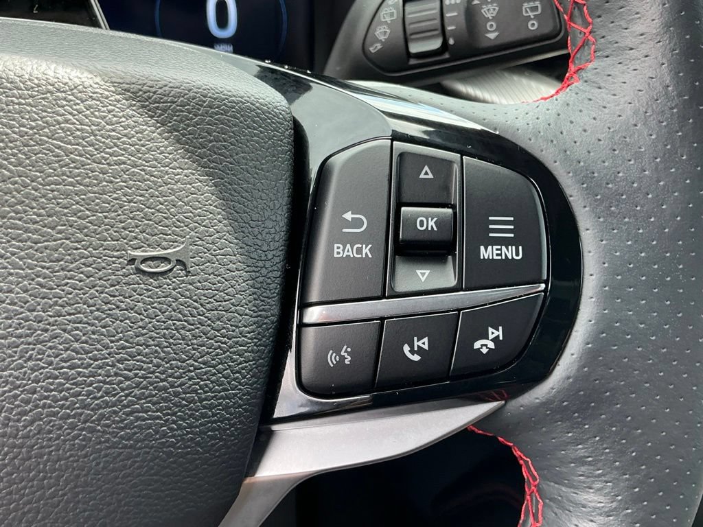 Used 2025 Ford Explorer ST-Line w/ Premium Package RWD image 35