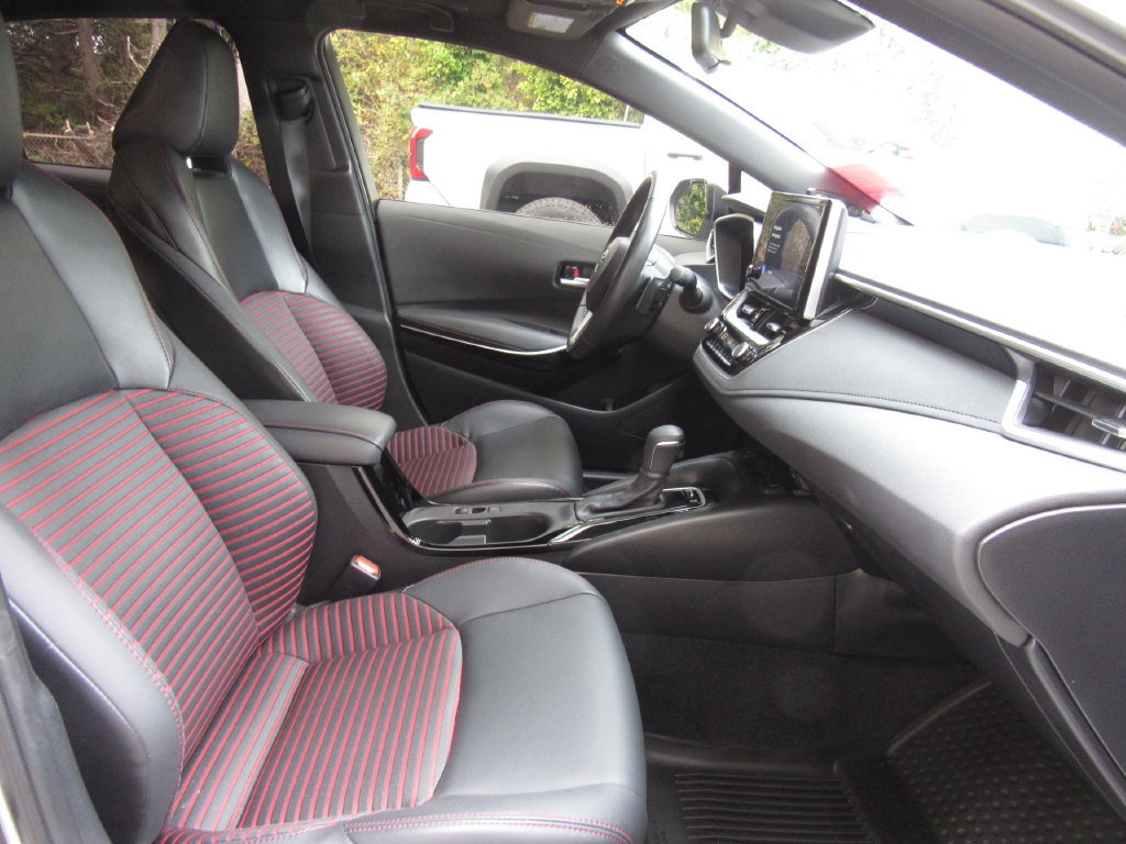 Used 2024 Toyota Corolla XSE FWD image 18