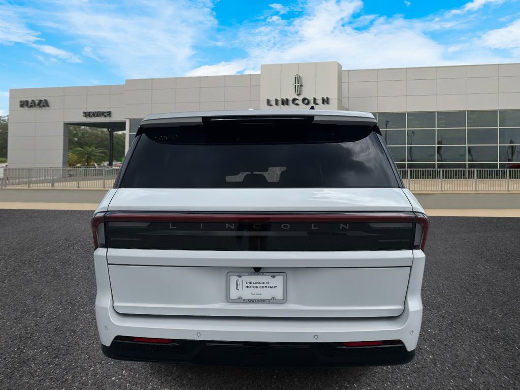 New 2025 Lincoln Navigator L Black Label image 4