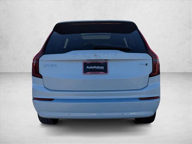 New 2026 Volvo XC90 B6 Plus w/ Protection Package Premier image 8
