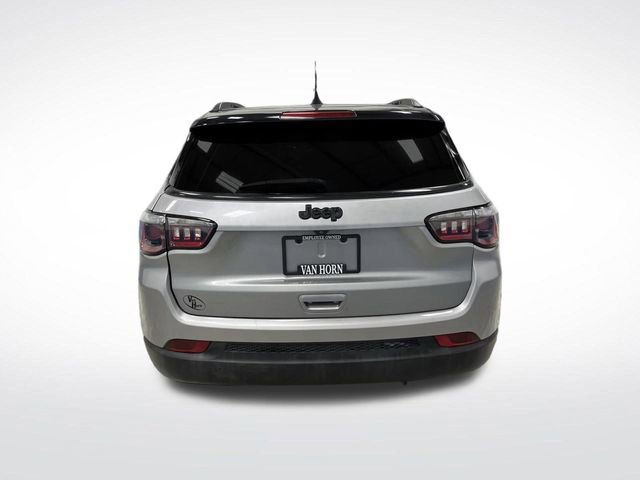 Used 2021 Jeep Compass Latitude image 11