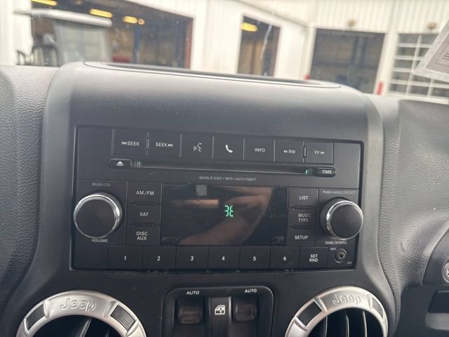 Used 2013 Jeep Wrangler Sahara w/ Connectivity Group AWD/4WD image 16