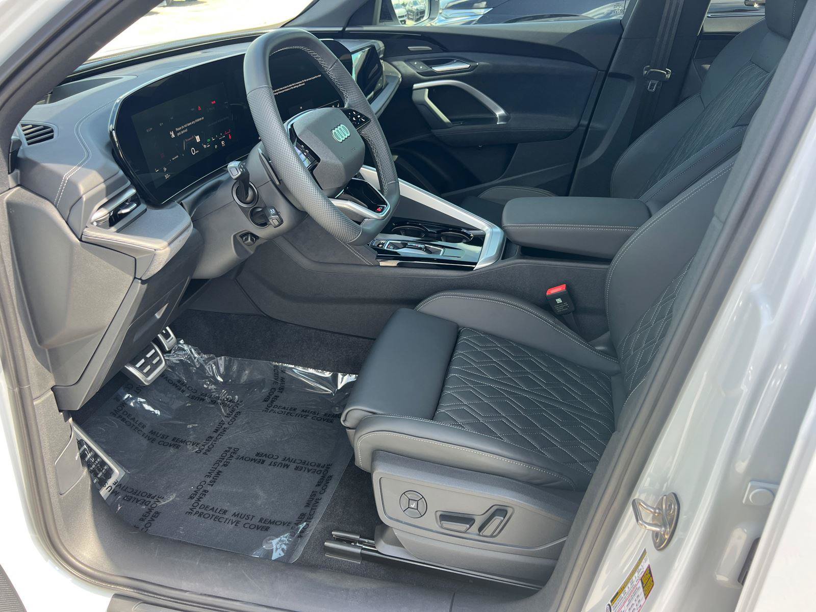 Certified 2025 Audi SQ5 Premium Plus AWD/4WD image 9