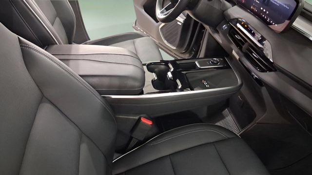 Used 2026 Buick Enclave Preferred FWD image 21