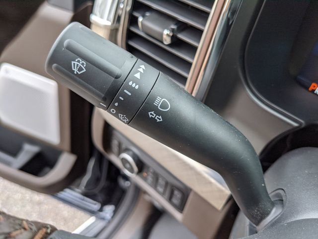 New 2025 Ford F350 King Ranch w/ FX4 Off-Road Package image 30