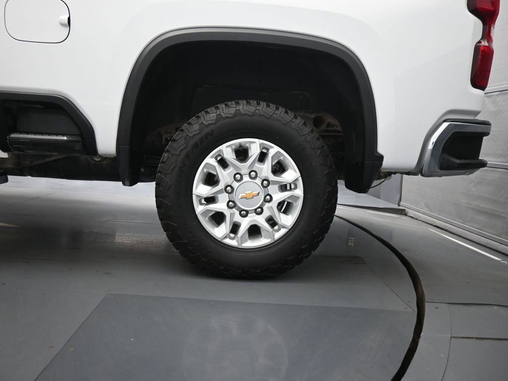 Used 2024 Chevrolet Silverado 2500 LT image 18
