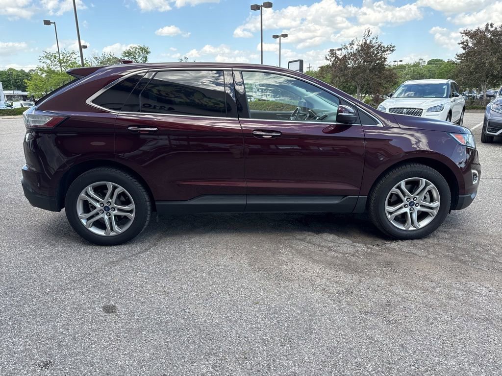 Used 2017 Ford Edge Titanium w/ Equipment Group 301A AWD/4WD image 10